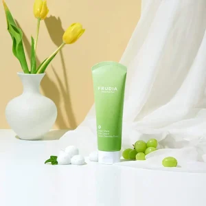 Frudia Green Grape Pore Control Scrub Cleansing Foam