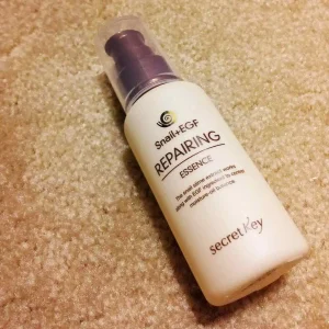 Secret Key Snail Repairing Essence